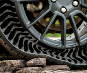 Michelin aposta no plástico reciclável para fabricar pneus