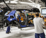 Autoeuropa suspende produção devido a falta de peças