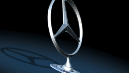 "Recall" da Mercedes por risco de incêndio abrange 800 mil carros. Em Portugal são 10 mil