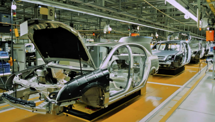 Exportações de componentes automóveis mantêm queda em relação a 2019