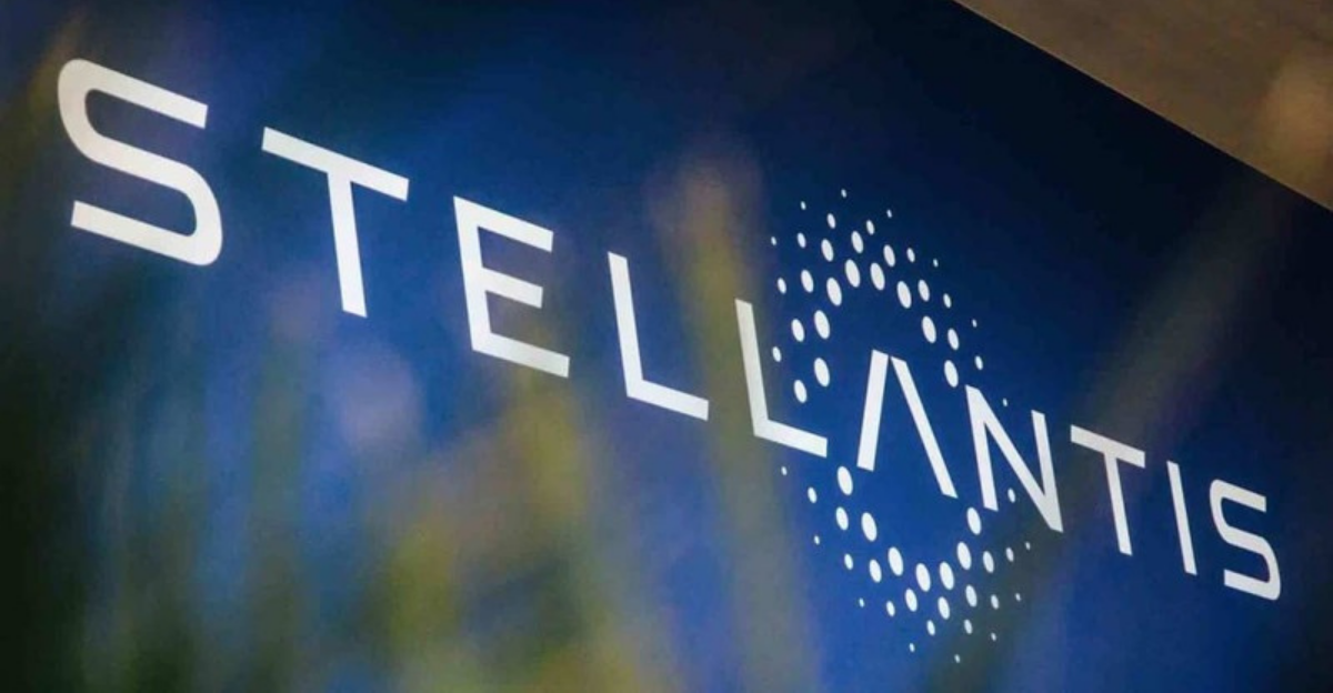 Stellantis suspende produção na única fábrica que tem na Rússia