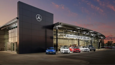 Mercedes vai cortar 15% a 20% dos concessionários