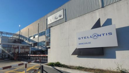 Stellantis e o Politécnico de Coimbra assinam contrato para produção de veículo elétrico