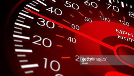 Governo sugere baixar velocidade máxima para 100 km/h em Portugal