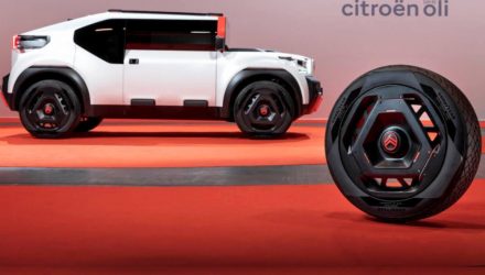 O Citroën Oli pneus duram meio milhão de quilómetros