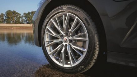 Bridgestone leva o compromisso com a segurança do condutor ainda mais longe com o novo pneu Turanza 6