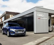 Berlim  O mais recente centro de carregamento da Audi utiliza infraestrutura existente