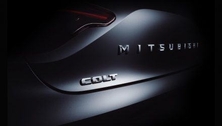 Novo Mitsubishi Colt será revelado a 8 de junho