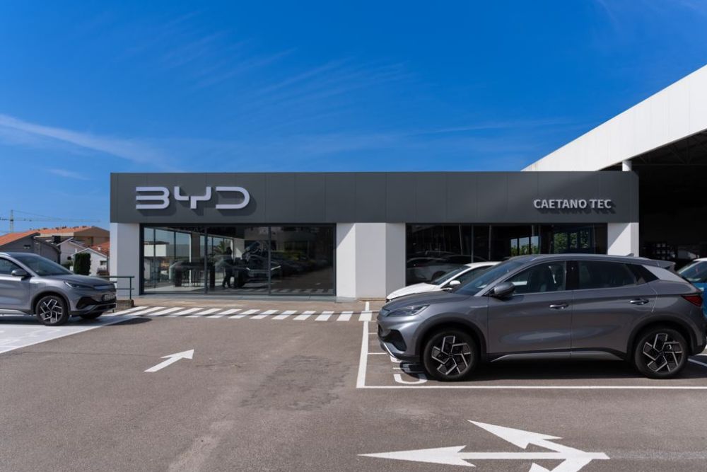 BYD já abriu os primeiros showrooms em Portugal