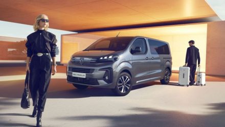 Novo Peugeot E-TRAVELLER ao serviço dos profissionais dos transportes