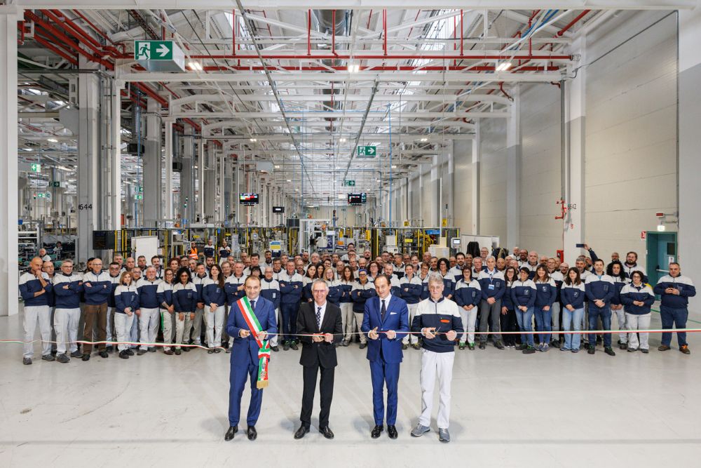 Início da produção da transmissão eDCT marca um novo patamar no projecto de 240 milhões de euros para transformar a icónica fábrica italiana no Mirafiori Automotive Park 2030